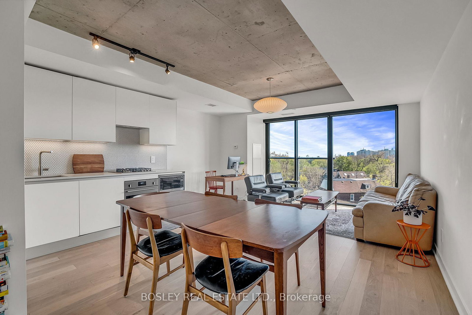 2720-dundas-street-w-toronto-ontario-w12141765