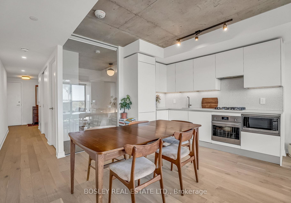 2720-dundas-street-w-toronto-ontario-w12141765