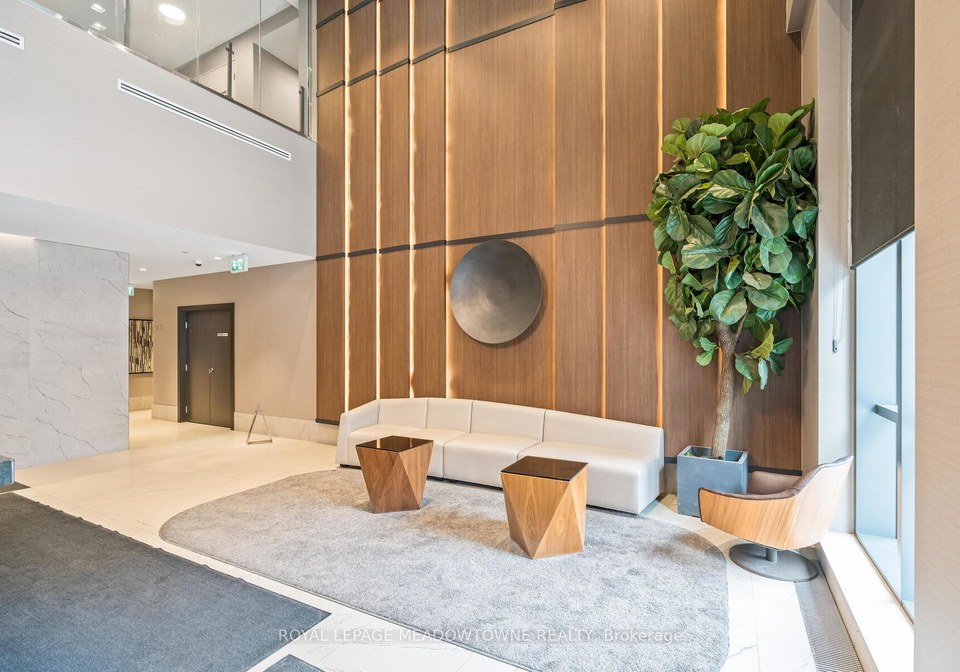 8-nahani-way-mississauga-ontario-w12142029