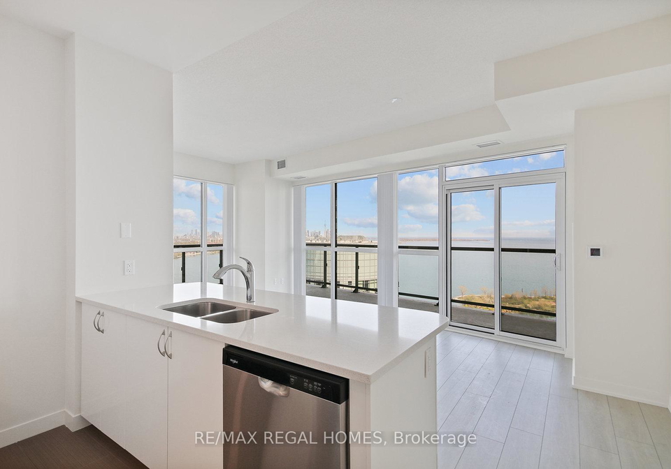 38-annie-craig-drive-etobicoke-ontario-w12142164