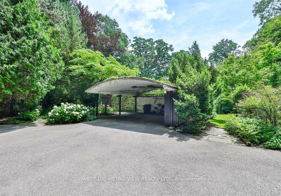 2150-pineneedle-row-mississauga-ontario-w12142244