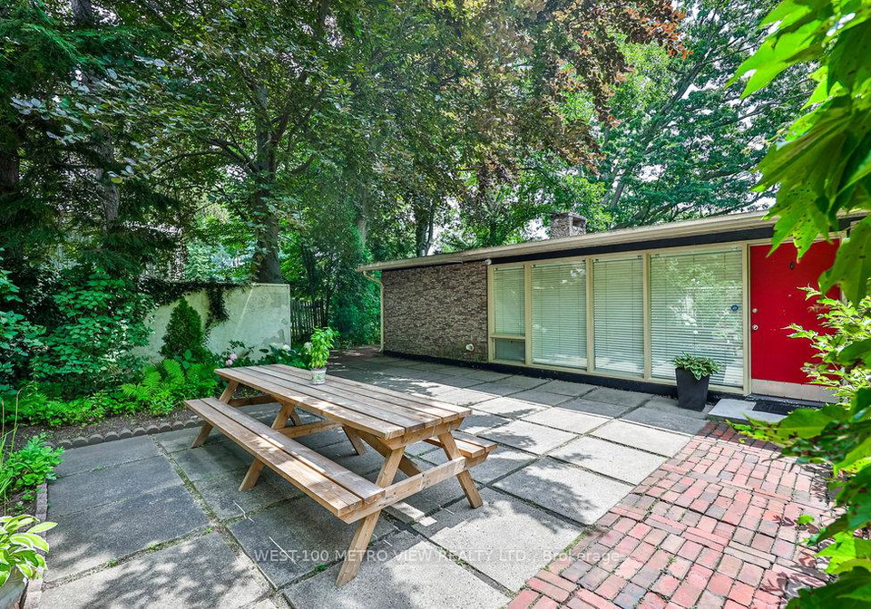 2150-pineneedle-row-mississauga-ontario-w12142244