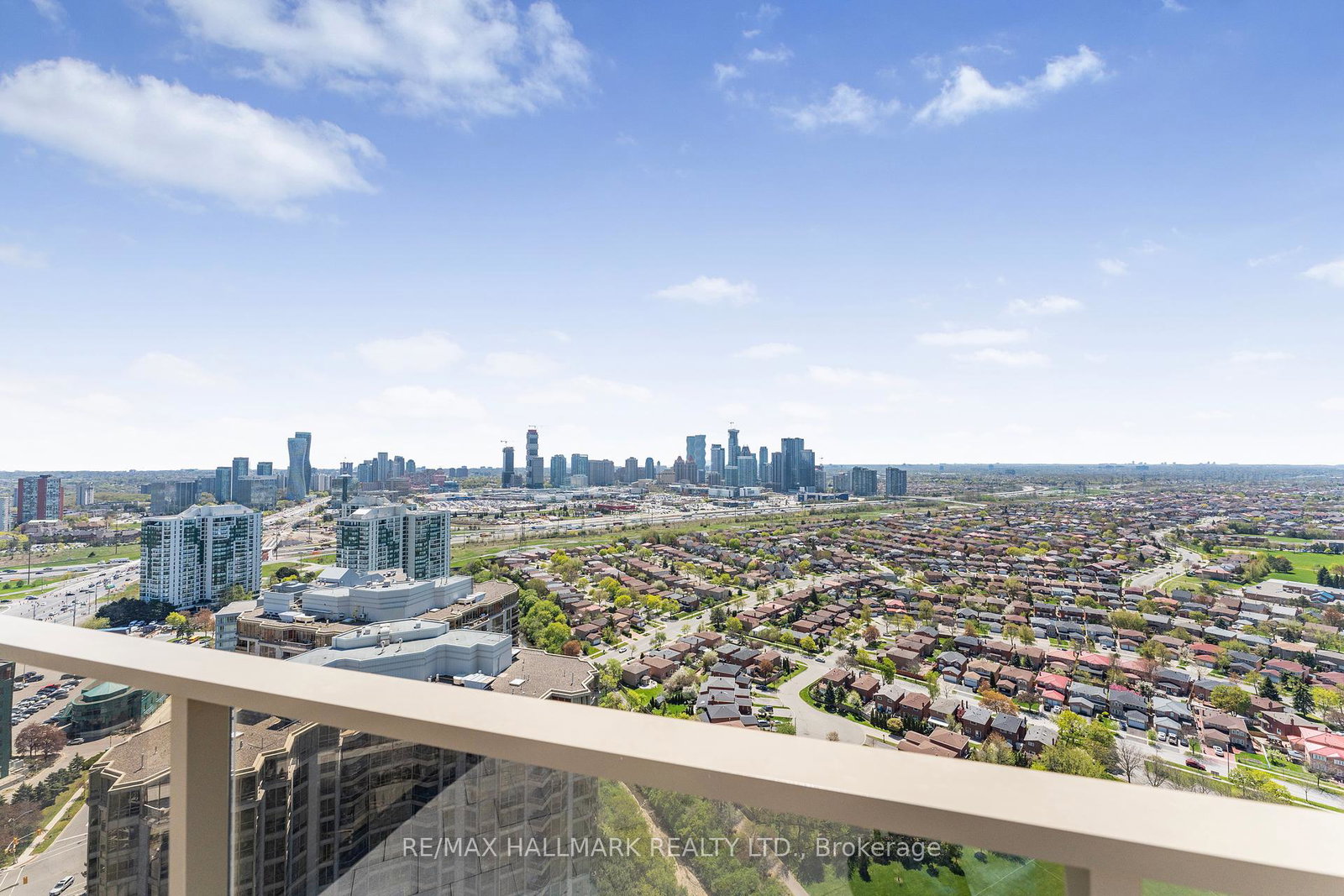 45-kingsbridge-garden-circle-mississauga-ontario-w12142284