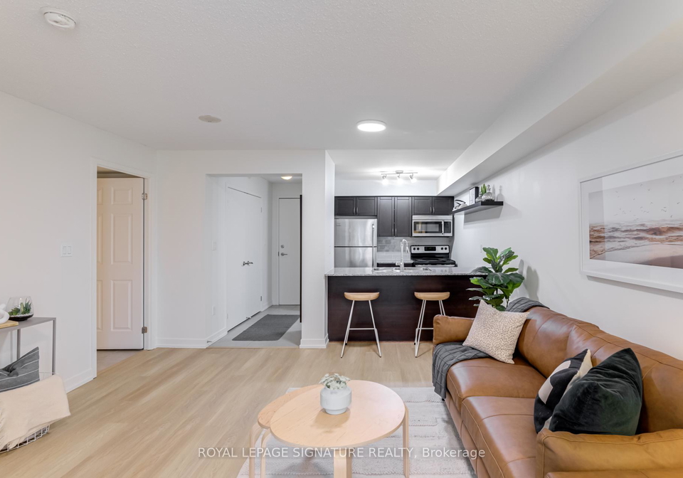 816-lansdowne-avenue-toronto-ontario-w12142879