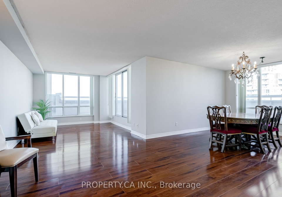 156-enfield-place-mississauga-ontario-w12143038