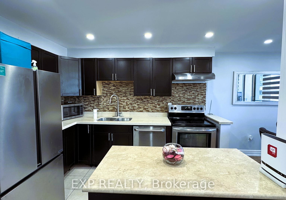 2121-roche-court-mississauga-ontario-w12143298