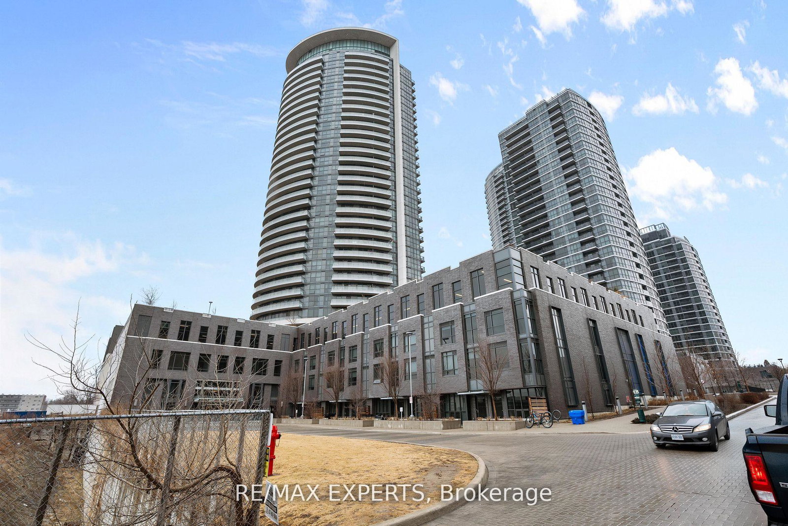 30-gibbs-road-etobicoke-ontario-w12143742
