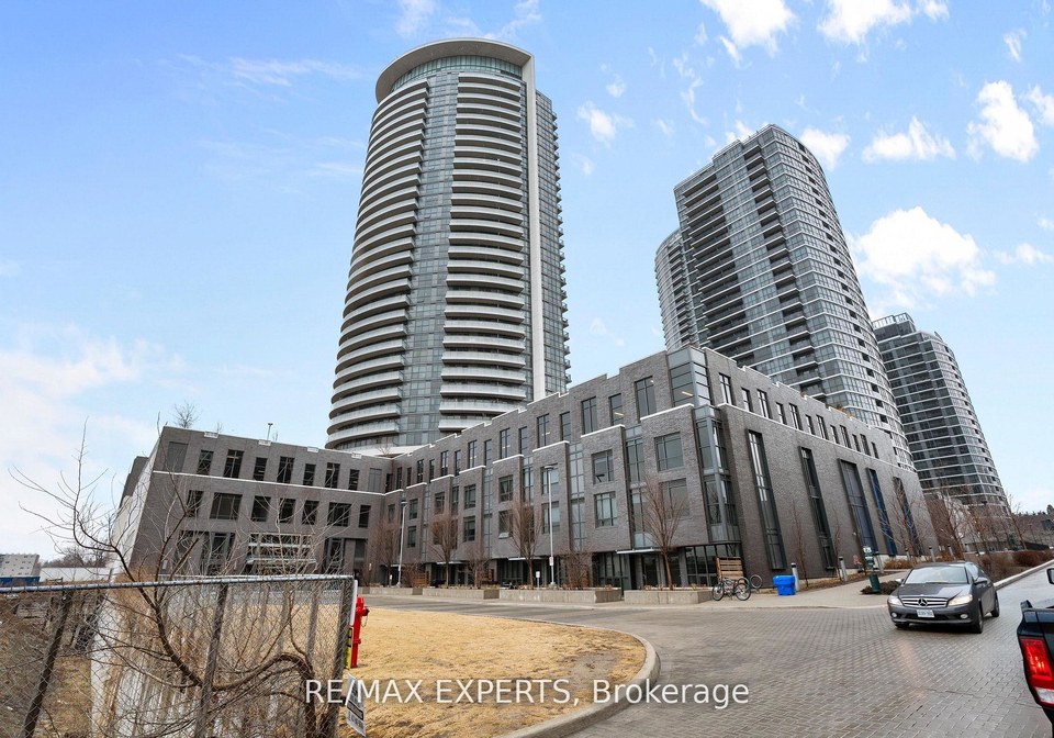 30-gibbs-road-etobicoke-ontario-w12143742