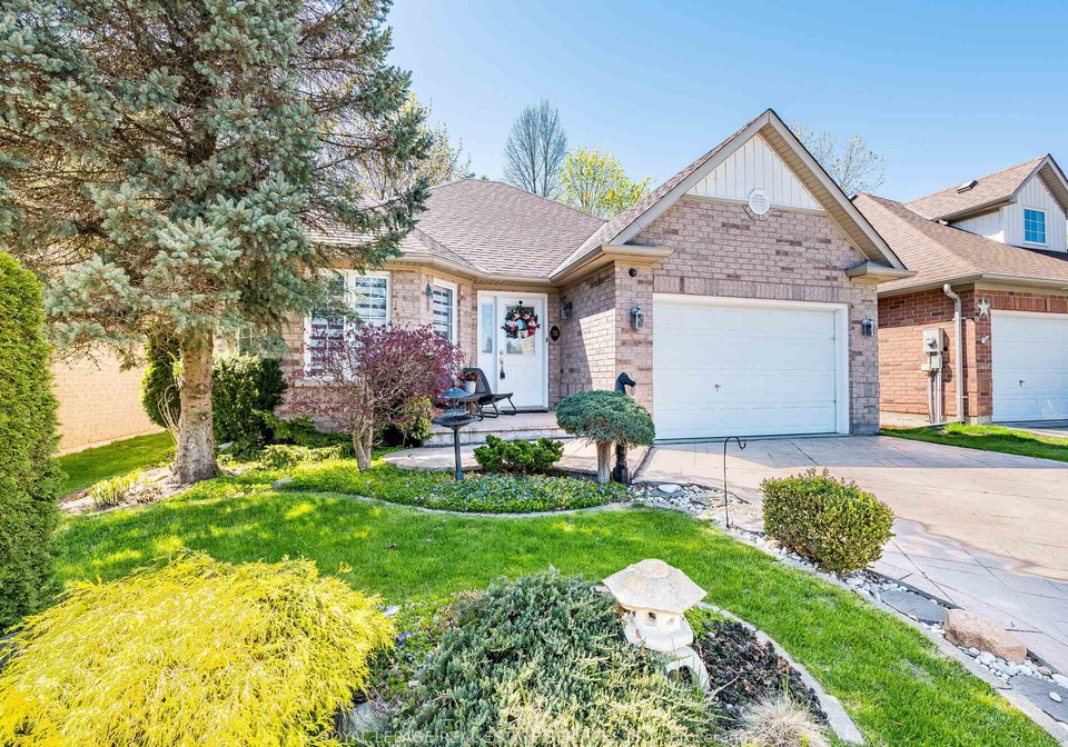 18-nailsworth-crescent-caledon-ontario-w12143768