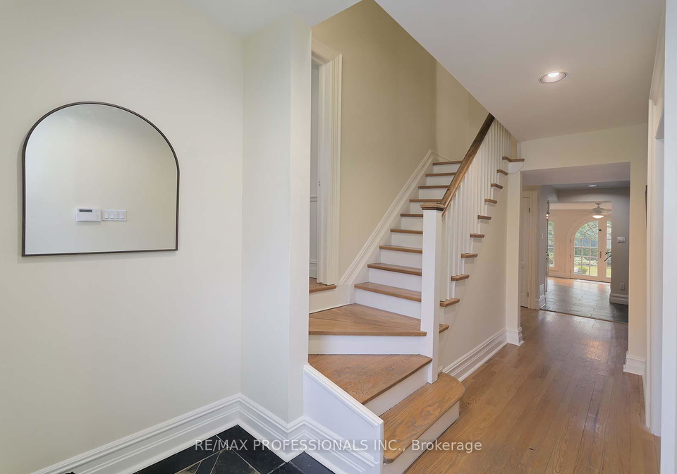 15-kingsgarden-road-etobicoke-ontario-w12143792