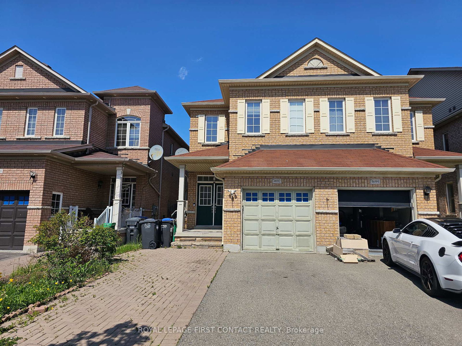 4692-centretown-way-mississauga-ontario-w12143991