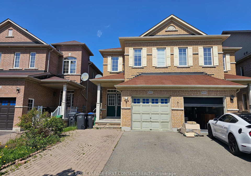 4692-centretown-way-mississauga-ontario-w12143991