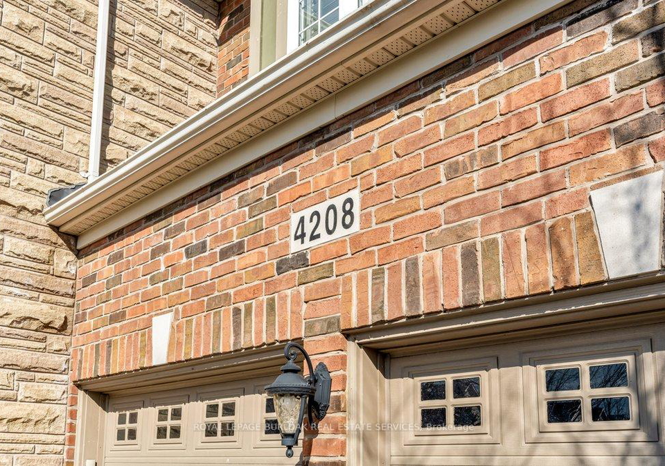 4208-kane-crescent-burlington-ontario-w12144391