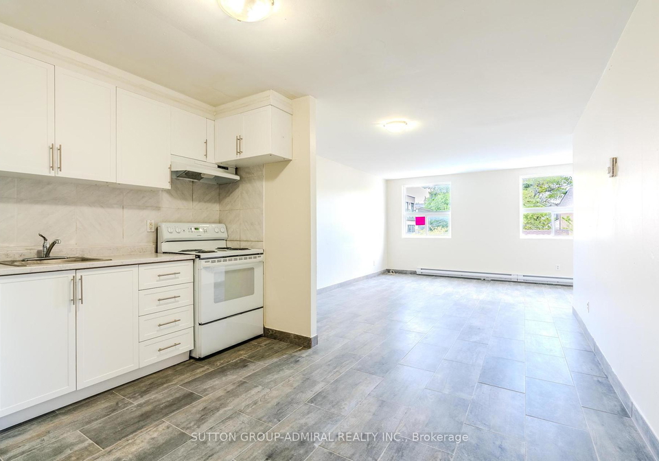 272-jane-street-toronto-ontario-w12144532
