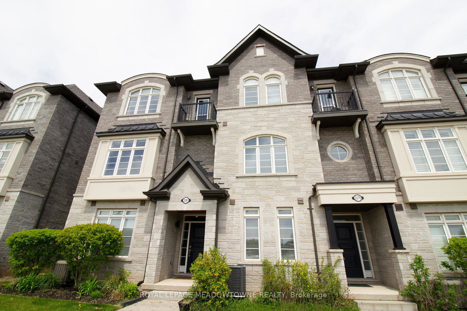 2281-khalsa-gate-oakville-ontario-w12145094