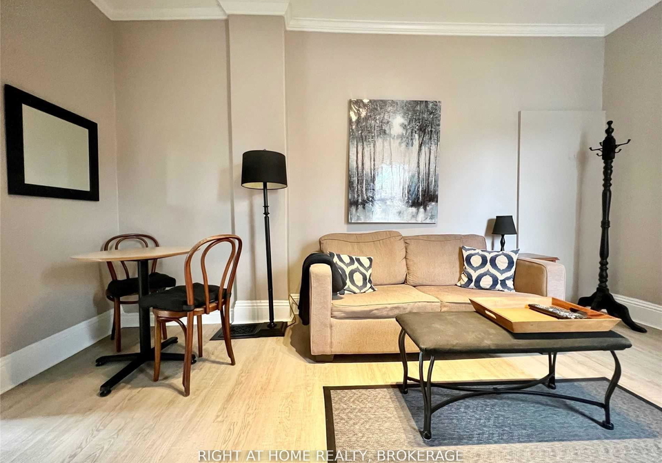 164-trafalgar-road-oakville-ontario-w12146836