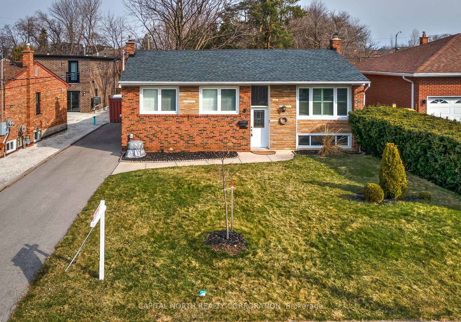 8-jubilee-crescent-york-ontario-w12147665