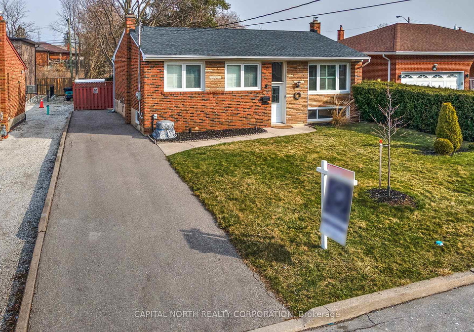8-jubilee-crescent-york-ontario-w12147665