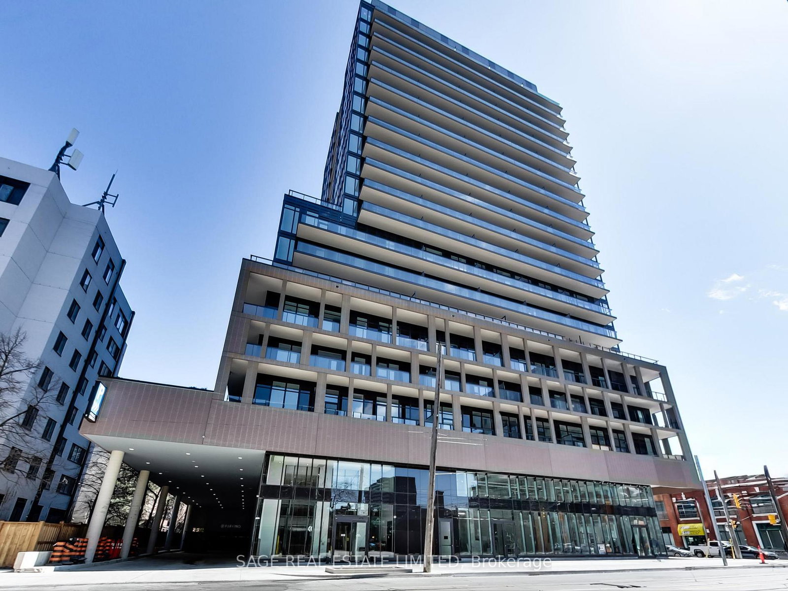 285-dufferin-street-toronto-ontario-w12148149
