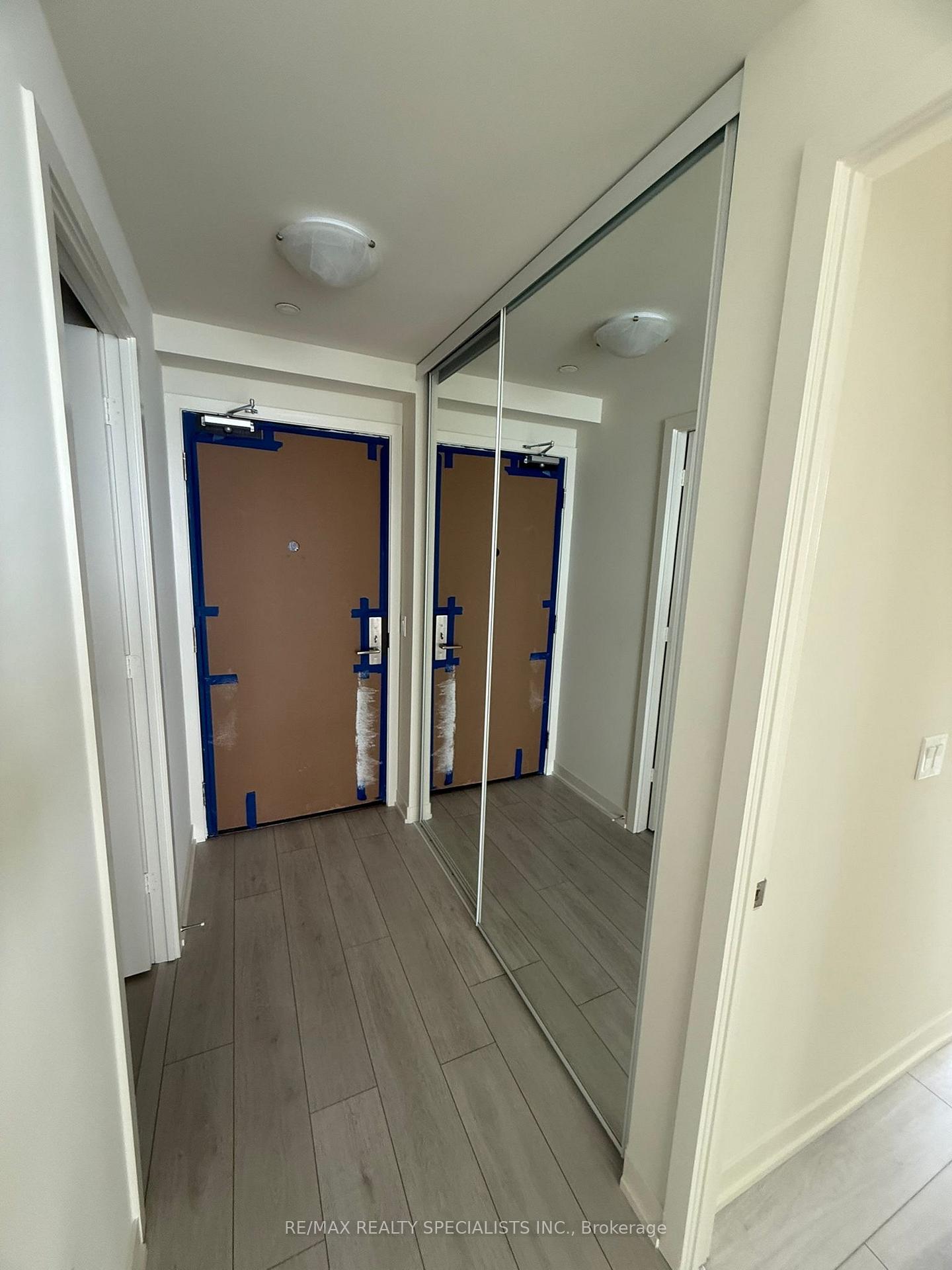38-annie-craig-drive-etobicoke-ontario-w12148588