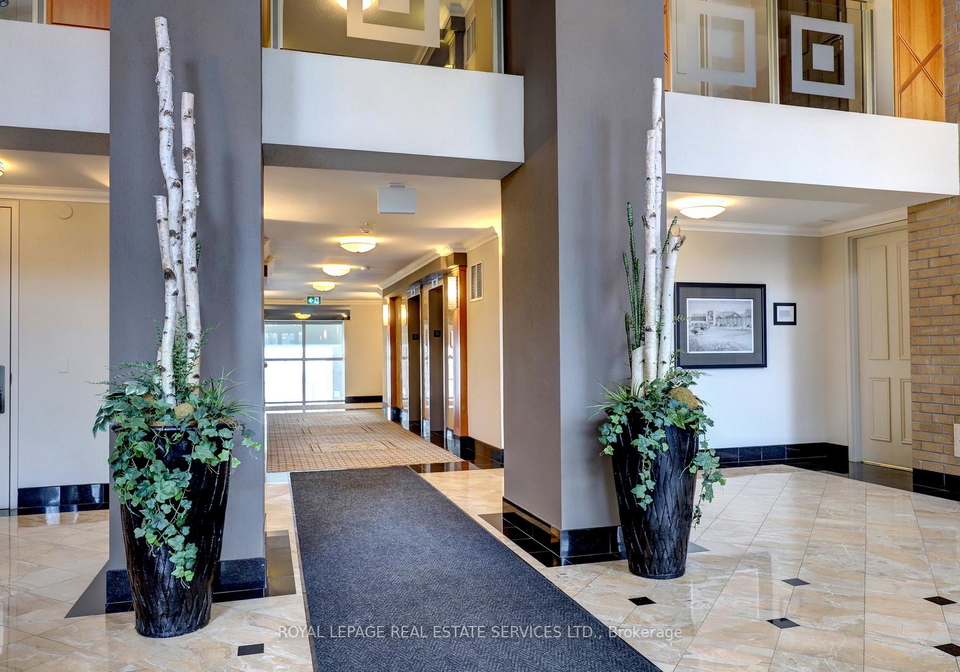 2190-lakeshore-road-burlington-ontario-w12148710