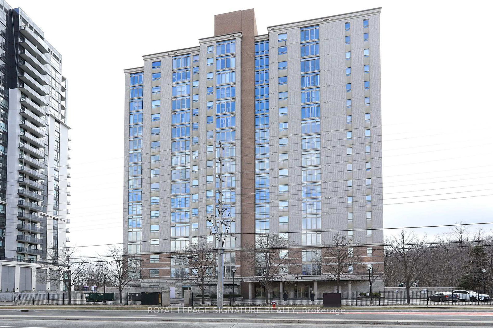 200-burnhamthorpe-road-e-mississauga-ontario-w12148806