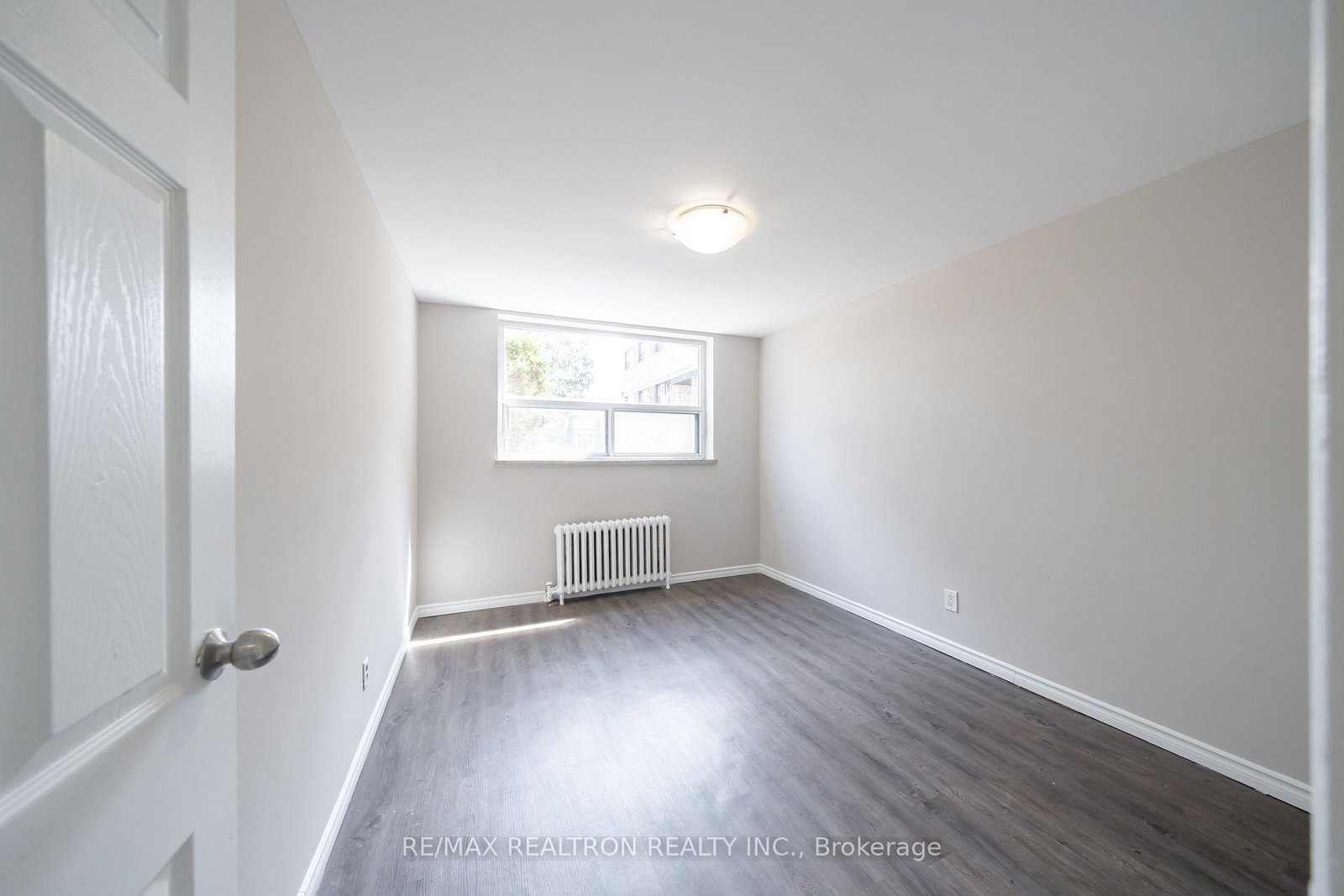2043-prospect-street-e-burlington-ontario-w12149087
