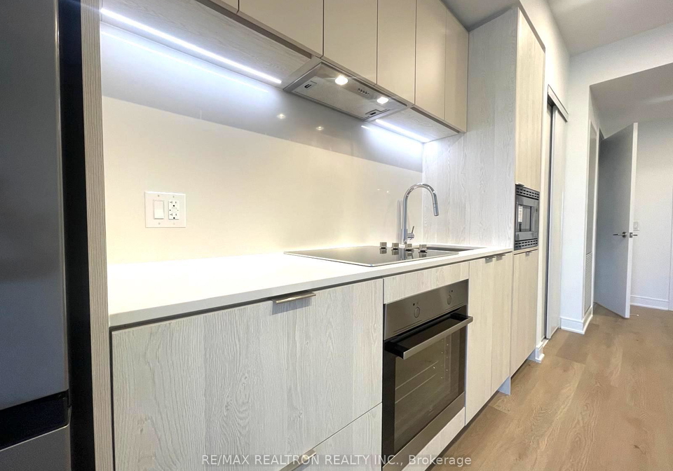 86-dundas-street-mississauga-ontario-w12149794