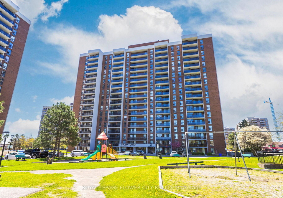 17-knightsbridge-road-brampton-ontario-w12149857