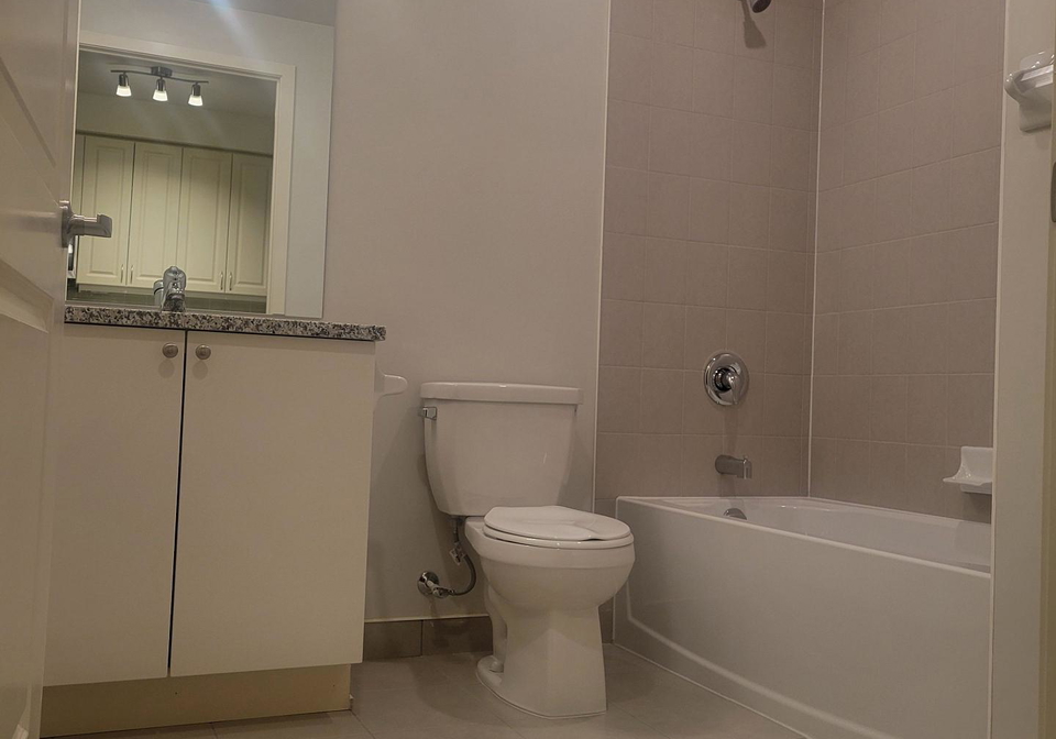 38-annie-craig-drive-etobicoke-ontario-w12150012