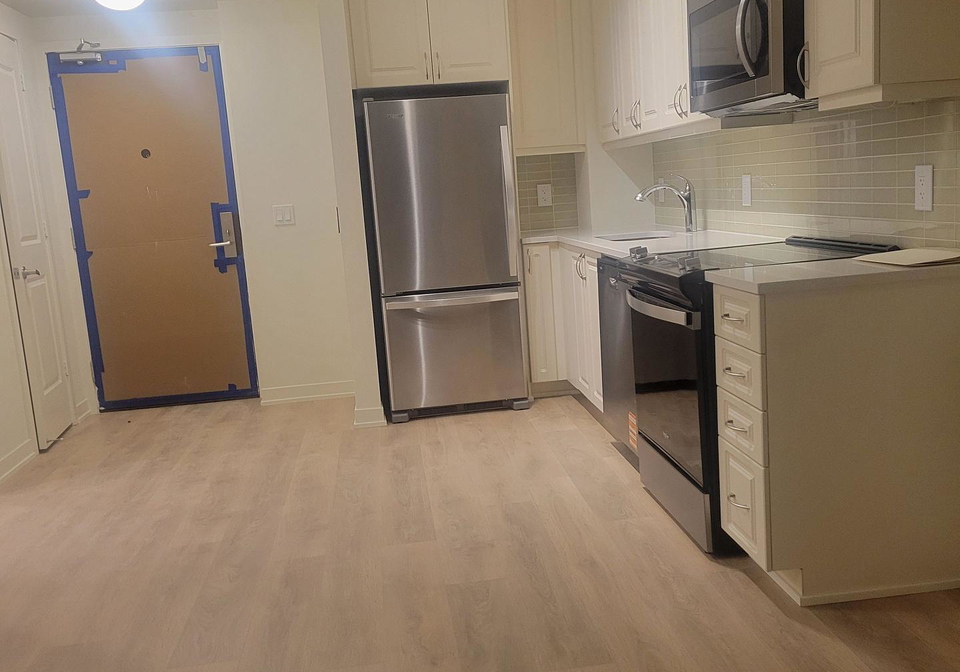 38-annie-craig-drive-etobicoke-ontario-w12150012