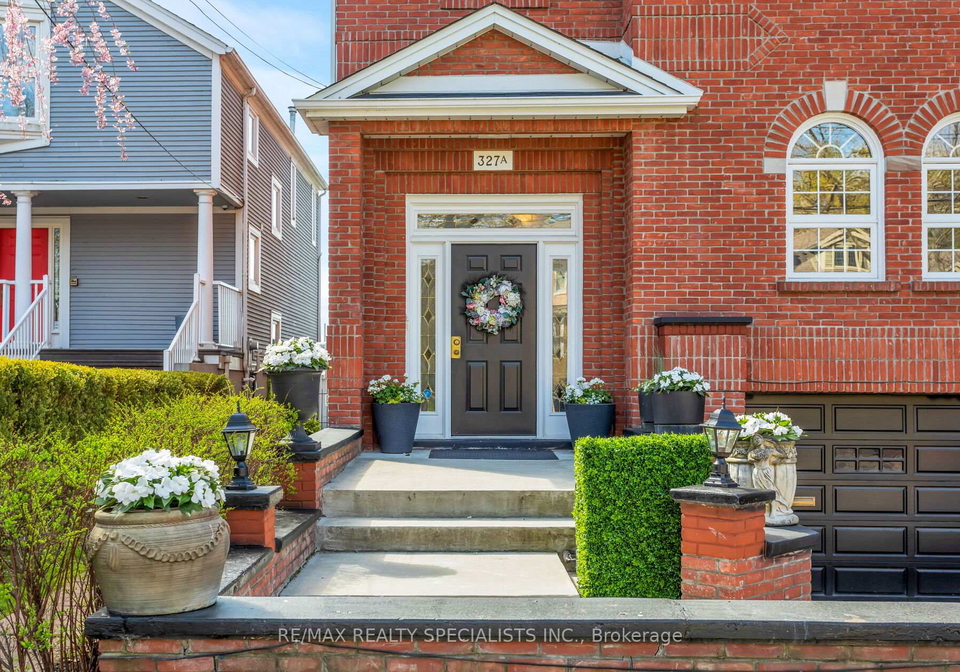 327a-lake-promenade-etobicoke-ontario-w12150030