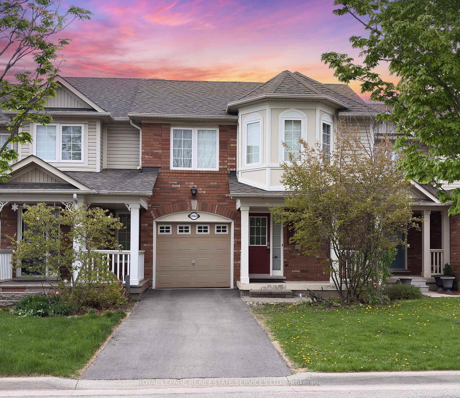 2444-wooden-hill-circle-oakville-ontario-w12150320