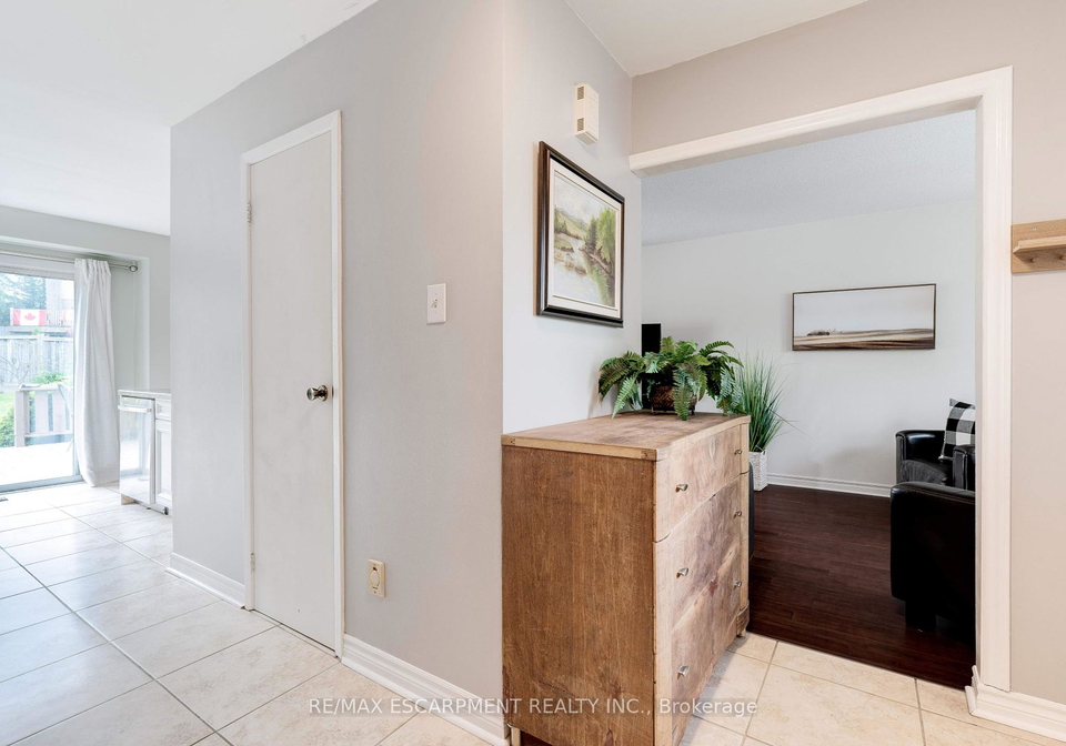 2408-paula-court-burlington-ontario-w12150619
