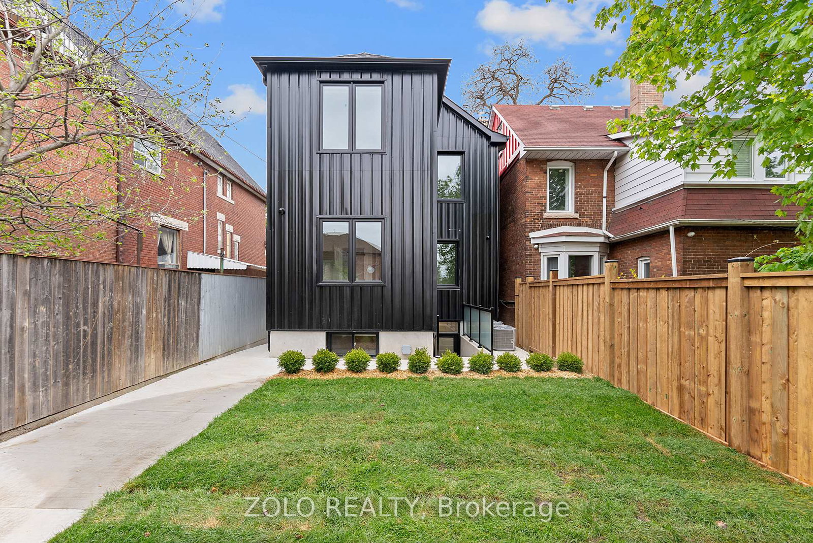 1556-davenport-road-toronto-ontario-w12151189