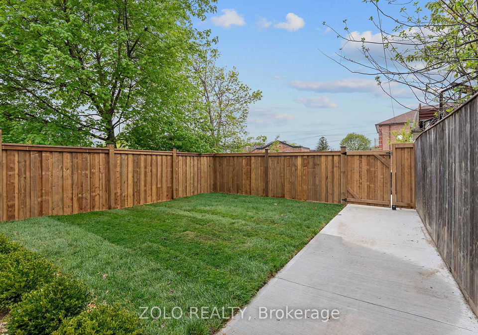 1556-davenport-road-toronto-ontario-w12151189