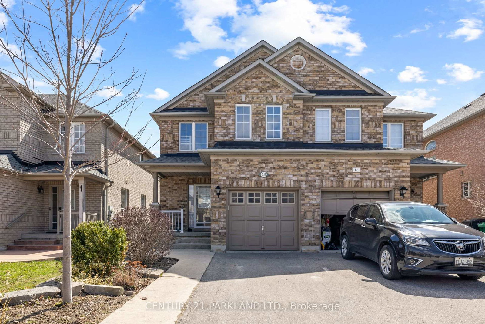 18-humbershed-crescent-caledon-ontario-w12151923