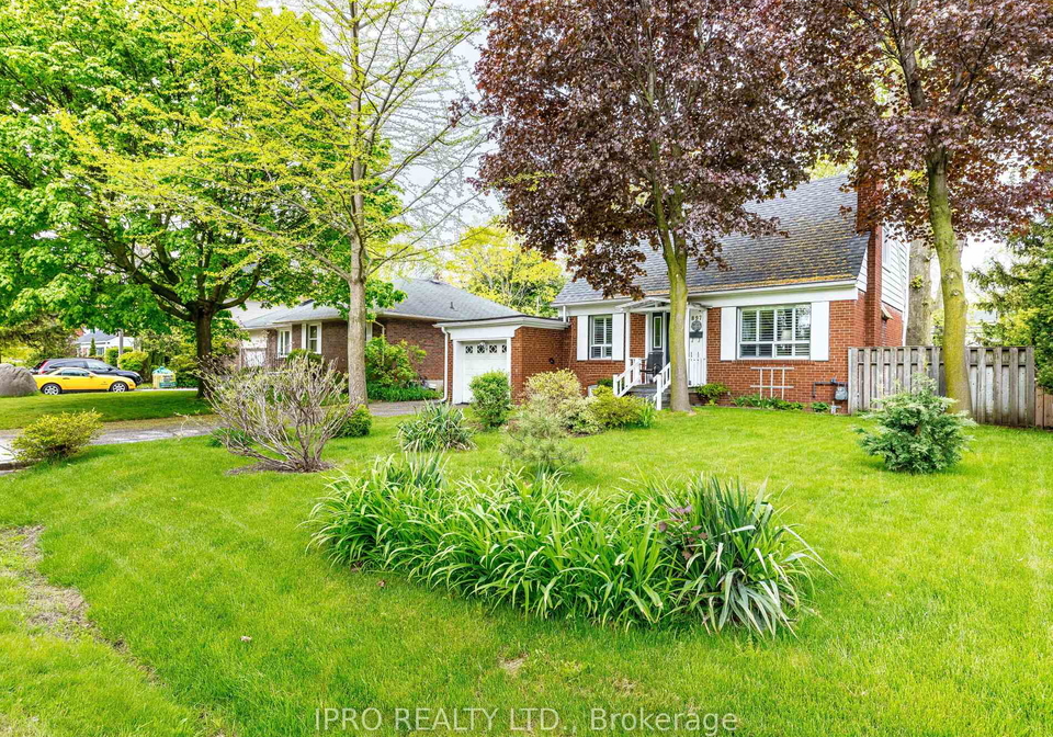 897-johnathan-drive-mississauga-ontario-w12152179