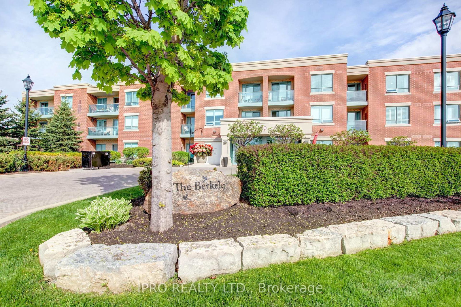 60-via-rosedale-brampton-ontario-w12152229