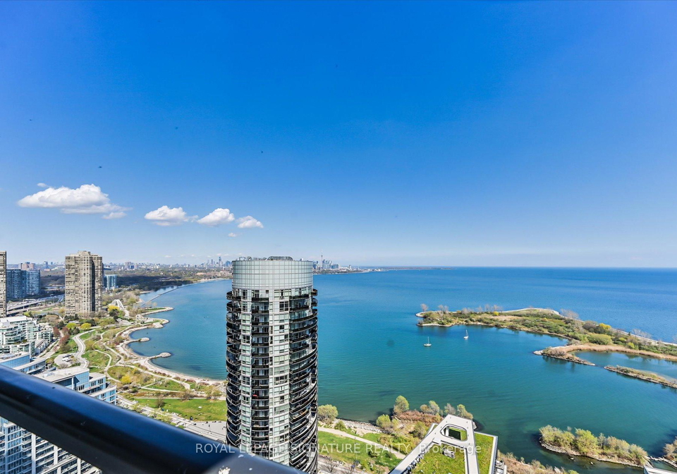 38-annie-craig-drive-etobicoke-ontario-w12152746