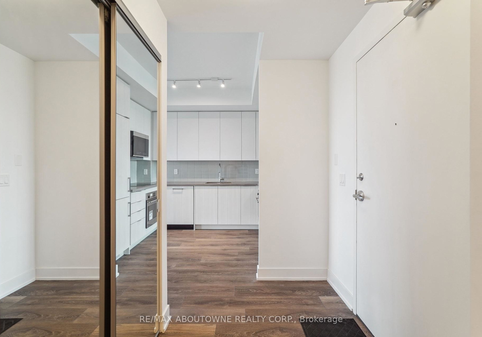 297-oak-walk-drive-oakville-ontario-w12153412