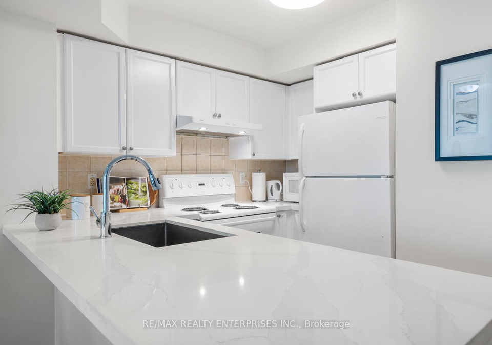 33-elm-drive-w-mississauga-ontario-w12154047