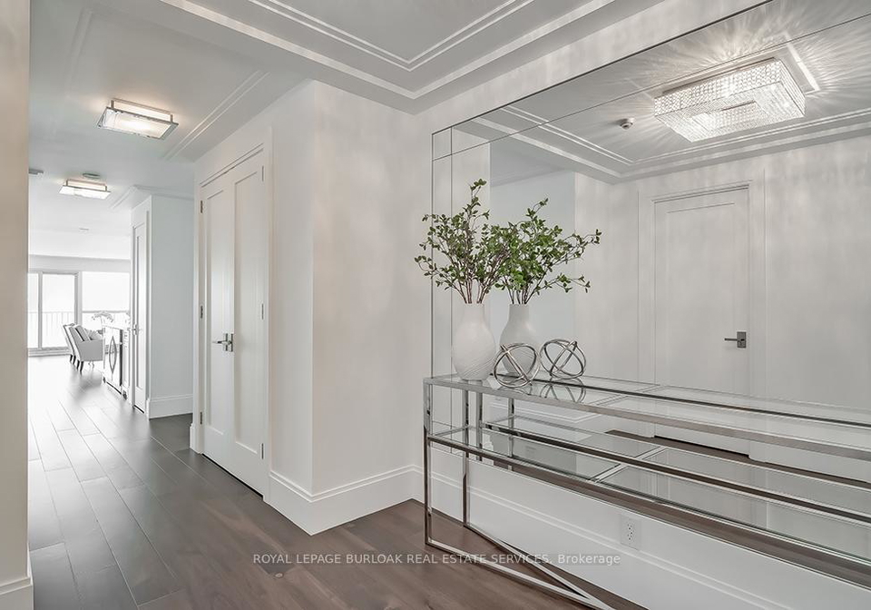 2190-lakeshore-road-burlington-ontario-w12154692