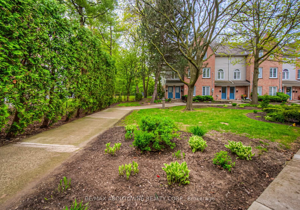 2110-cleaver-avenue-burlington-ontario-w12154823