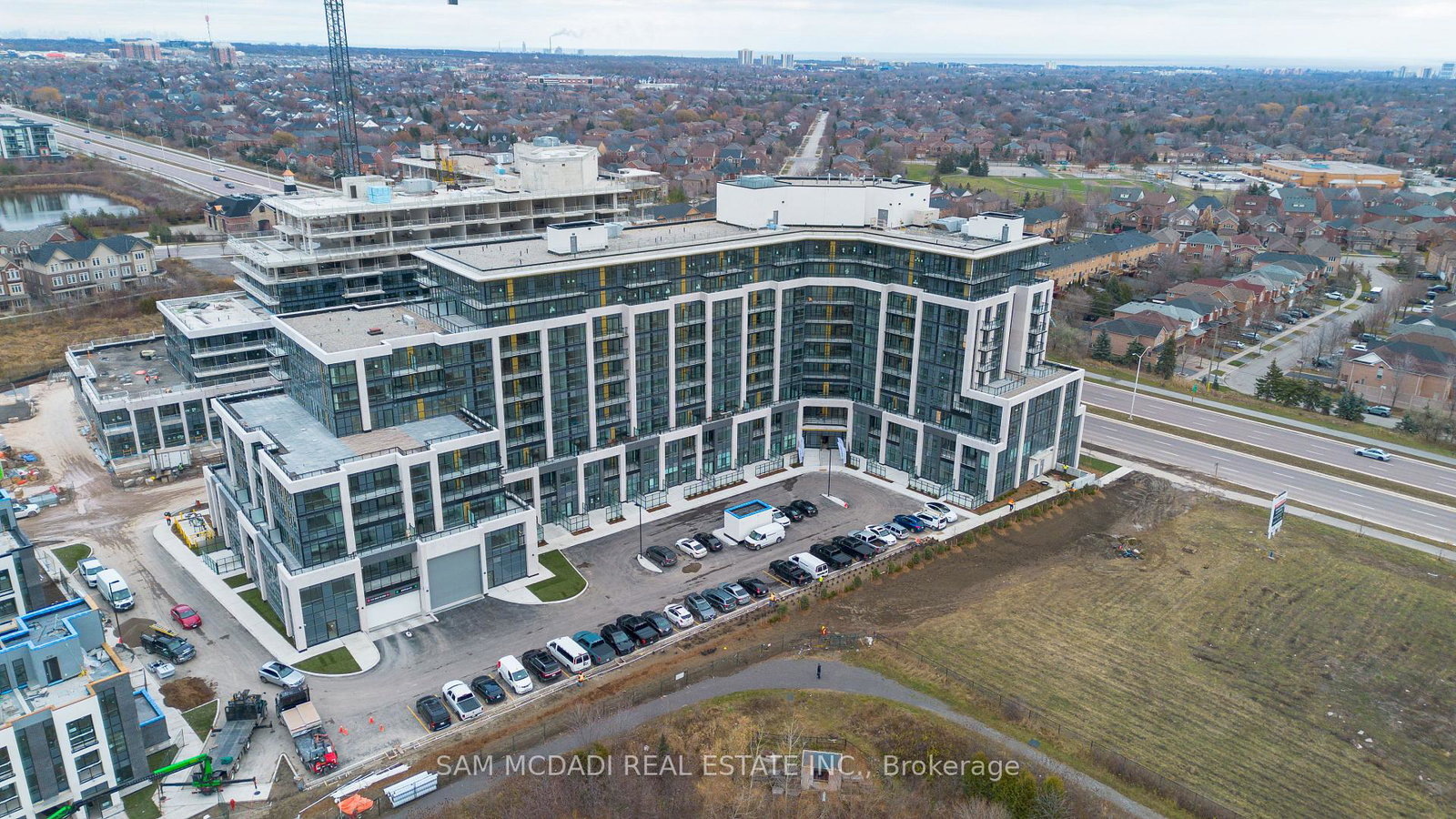 405-dundas-street-w-oakville-ontario-w12155568