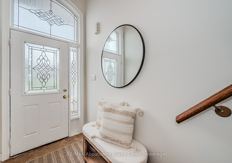 2946-singleton-common-burlington-ontario-w12155573