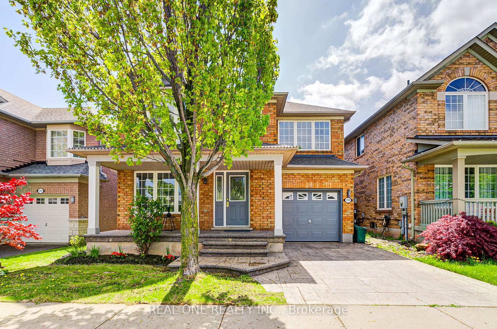 1388-weeping-willow-drive-oakville-ontario-w12155917