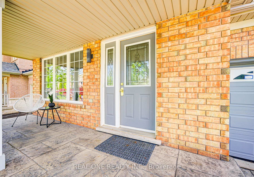 1388-weeping-willow-drive-oakville-ontario-w12155917
