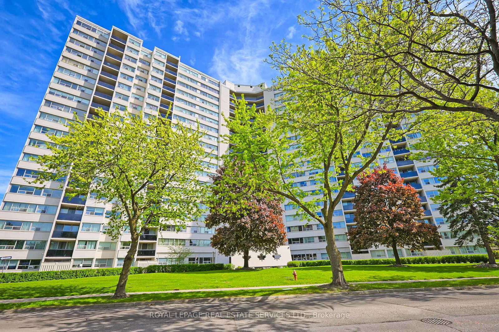530-lolita-gardens-mississauga-ontario-w12156884