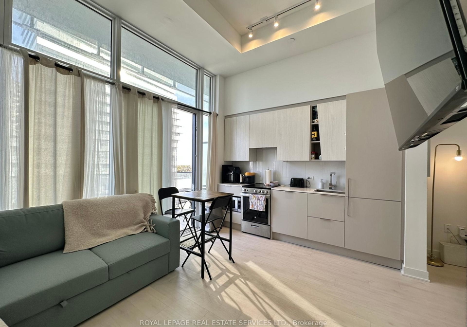 3900-confederation-parkway-mississauga-ontario-w12157180